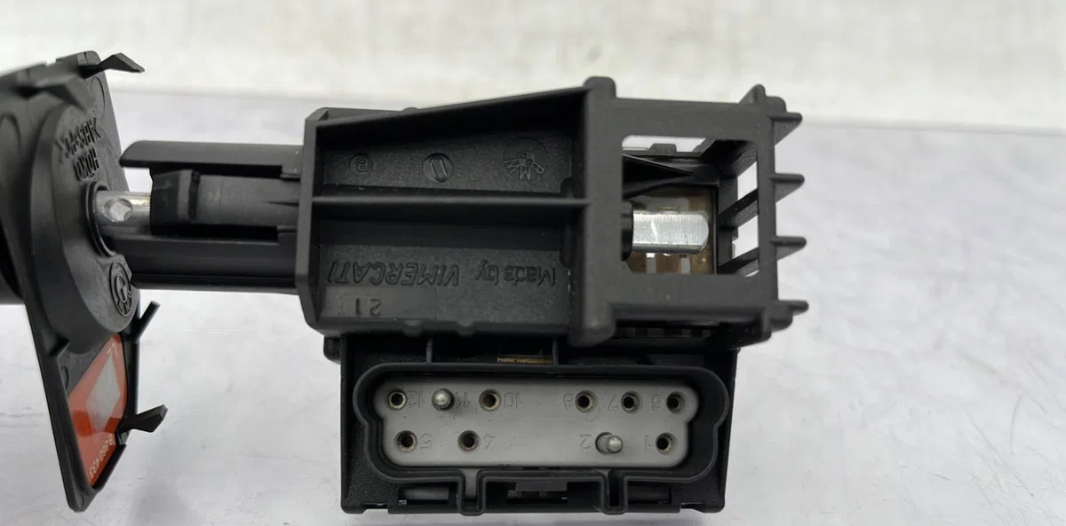 Commande toit ouvrant BMW SERIE 3 E36 COMPACT occasion — photo 4