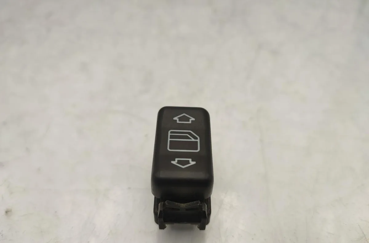 Commande toit ouvrant MERCEDES 300 W124 PHASE 1 occasion