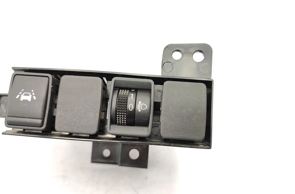 Commande toit ouvrant NISSAN QASHQAI 2 PHASE 1 occasion