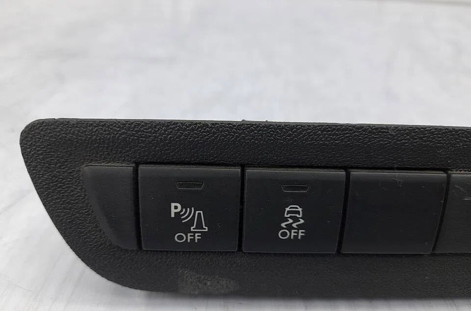 Commande toit ouvrant PEUGEOT 208 1 PHASE 1 occasion — photo 3