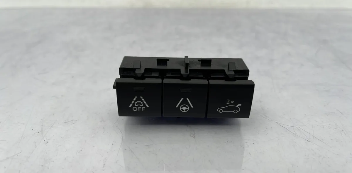 Commande toit ouvrant PEUGEOT 3008 2 PHASE 2 occasion