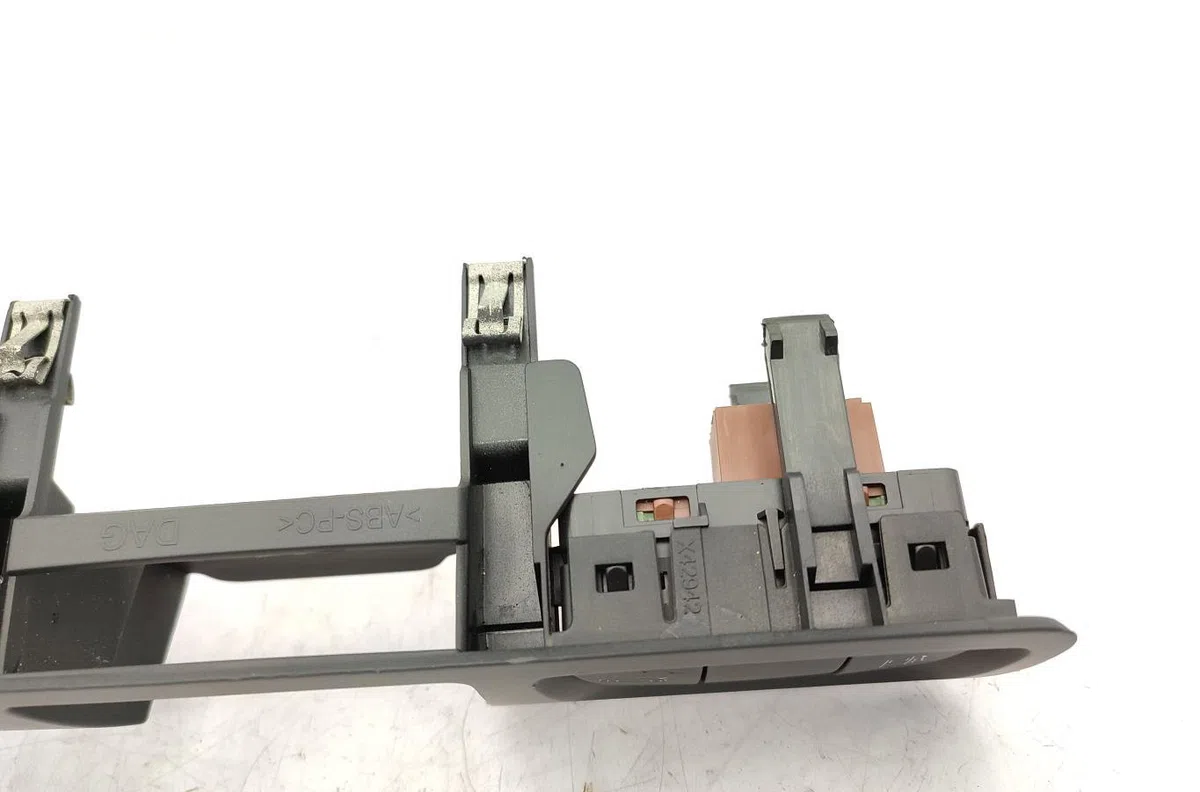 Commande toit ouvrant PEUGEOT 508 1 SW PHASE 2 BREAK occasion — photo 2
