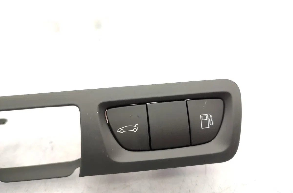 Commande toit ouvrant PEUGEOT 508 1 SW PHASE 2 BREAK occasion — photo 4