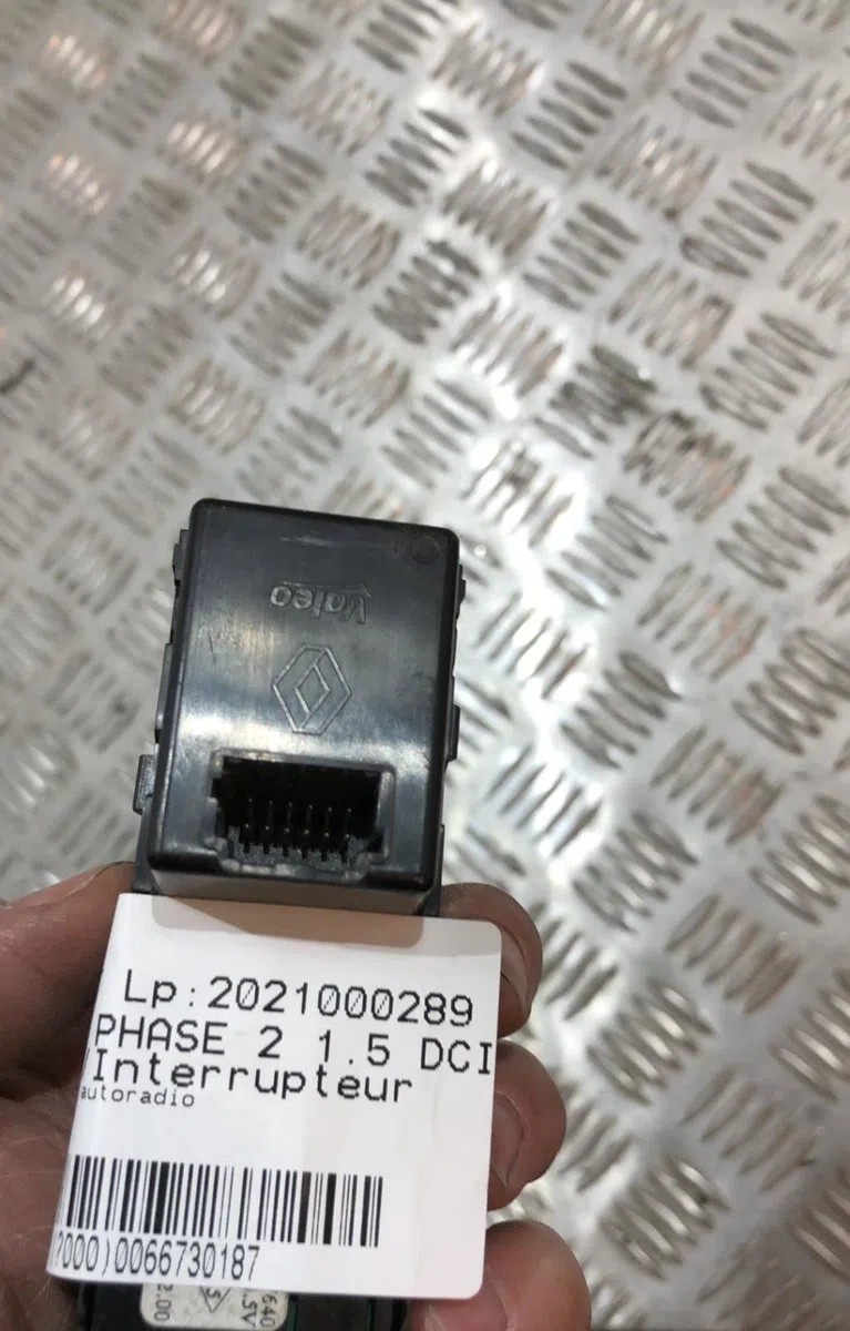 Commande toit ouvrant RENAULT CLIO 4 PHASE 2 occasion