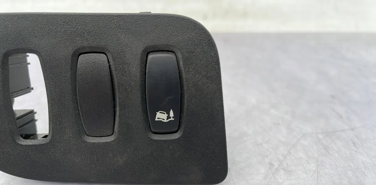 Commande toit ouvrant RENAULT KANGOO 2 PHASE 2 occasion — photo 3