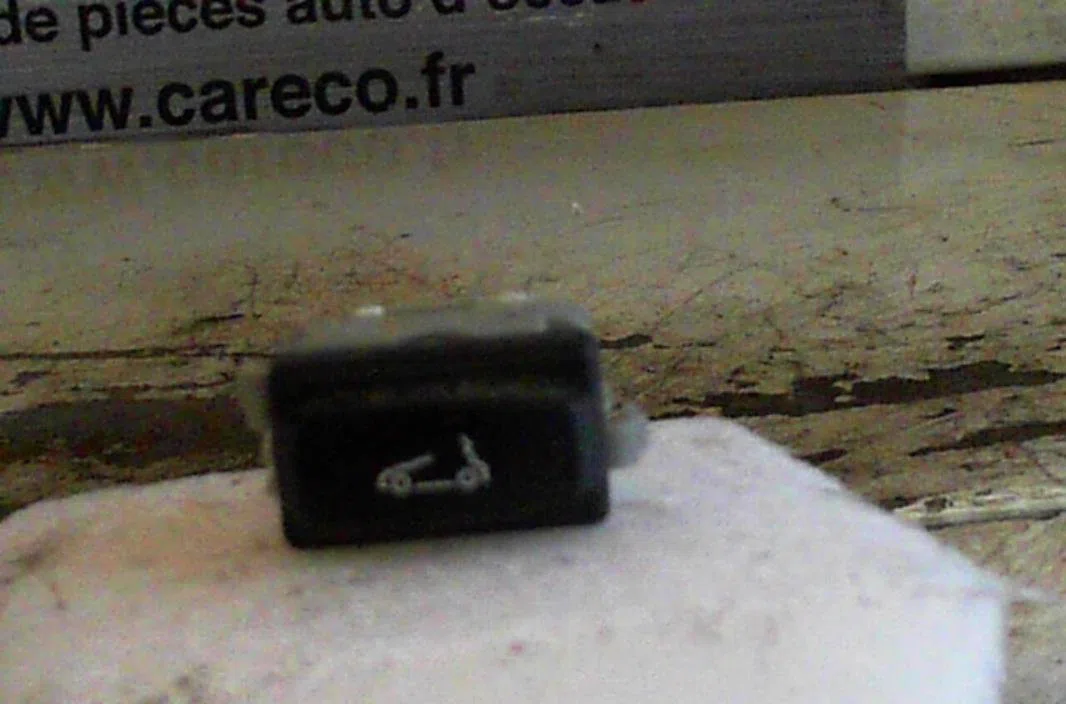 Commande toit ouvrant RENAULT MEGANE 2  MEGANE 2 PHASE 1 CABRIOLET occasion — photo 2