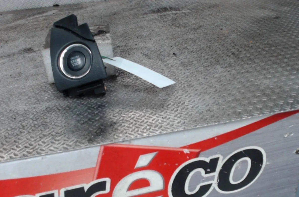 Commande toit ouvrant Suzuki SWIFT IV (FZ, NZ) 1.2 (azh 412) (2010) occasion