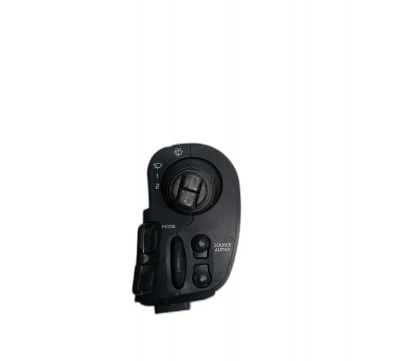COMMODO ESSUIE GLACE RENAULT CLIO III 8201590631
