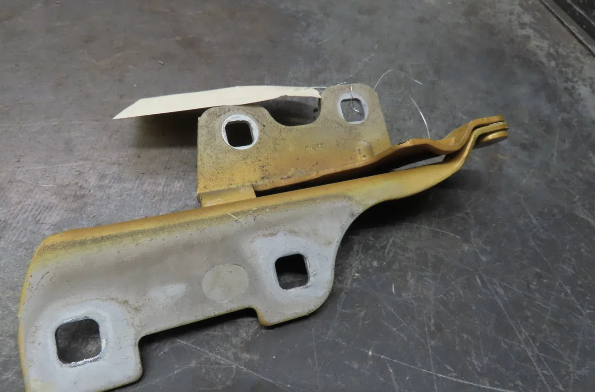Compas d capot Renault CLIO II (BB_, CB_) 1.5 dci (b-cb07) (2001-2009) 3 portes occasion