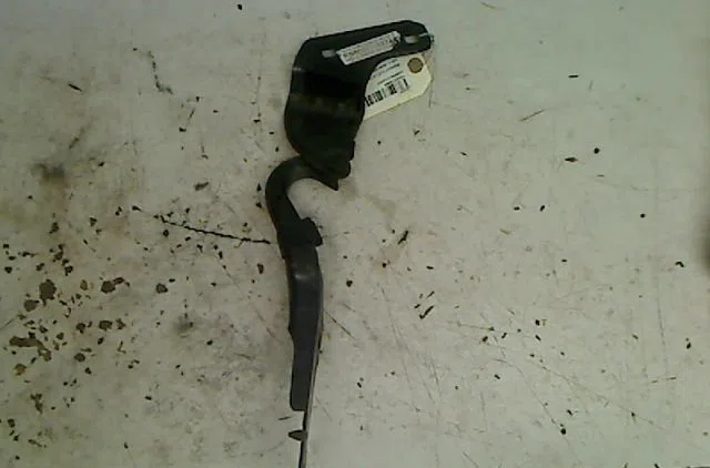 Compas d capot Renault CLIO III (BR0-1, CR0-1) 1.4 16v (2005-2012) occasion