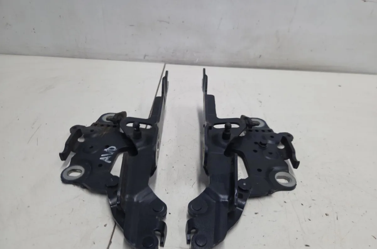 Compas g capot BMW SERIE 1 F20 PHASE 1 occasion