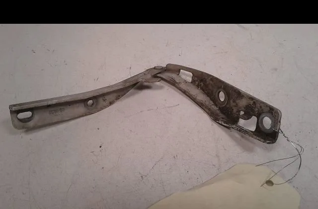 Compas g capot Peugeot 206 (2L_, 2M_) 1.4 hdi eco 70 (2009-2013) 5 portes occasion
