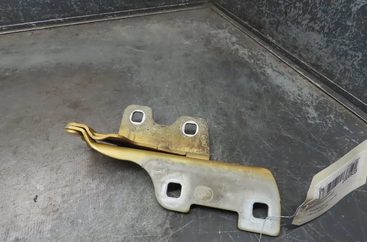 Compas g capot Renault CLIO II (BB_, CB_) 1.5 dci (b-cb07) (2001-2009) 3 portes occasion
