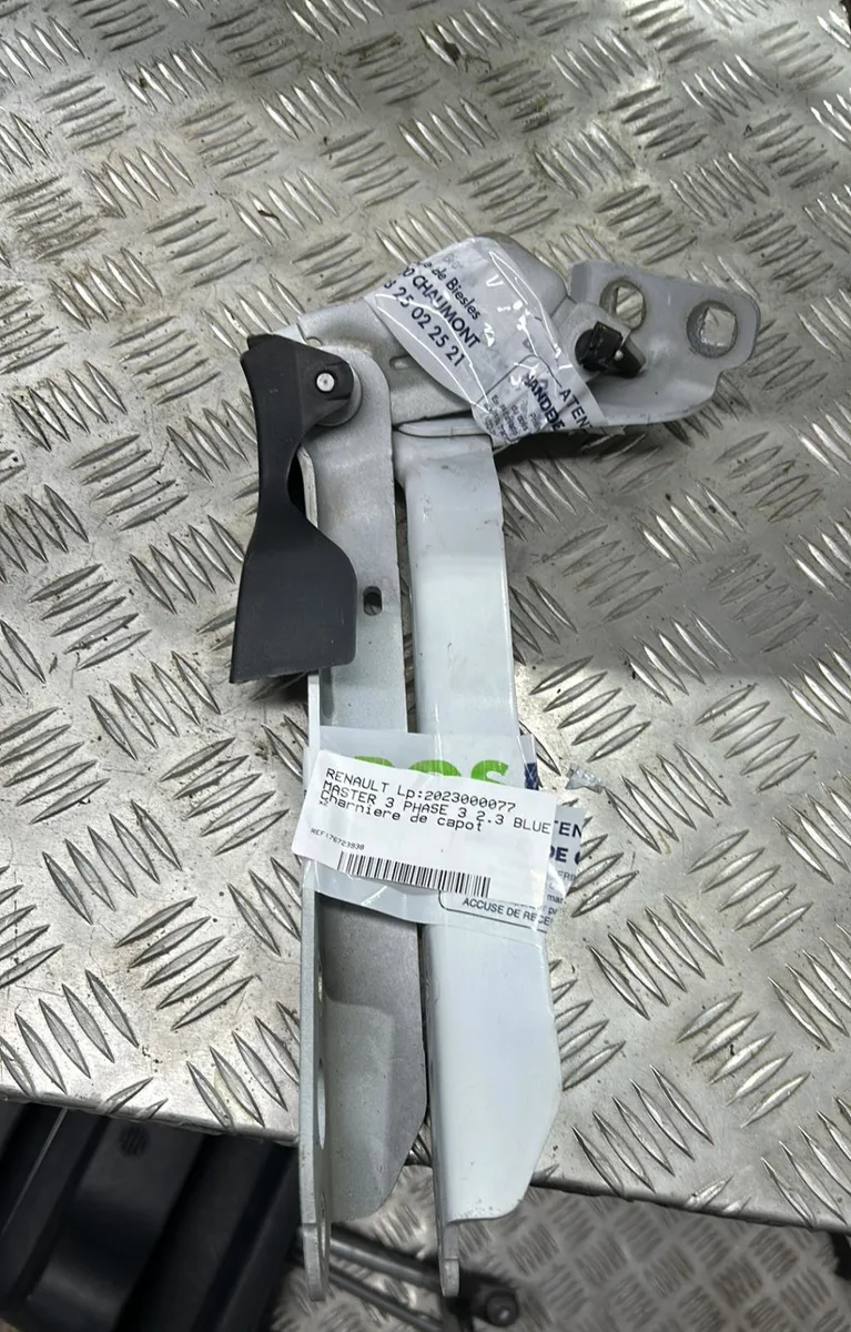 Compas g capot RENAULT MASTER 3 PHASE 3 occasion