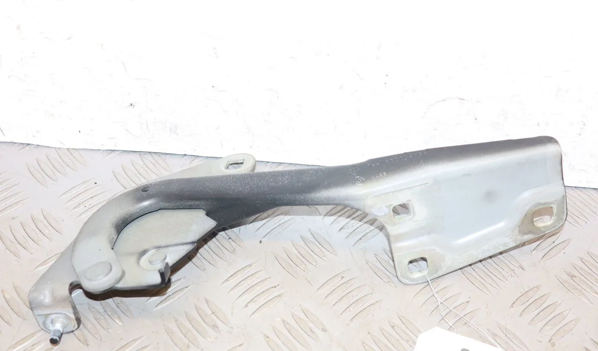 Compas g capot Renault MEGANE III Coupé (DZ0-1_) 1.9 dci (dz0n, dz0j, dz1j, dz1k) (2008-2015) occasion