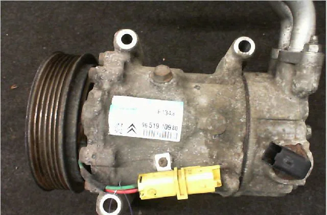 Compresseur air conditionne Citroen C4 I (LC_) 1.6 hdi (2004-2011) occasion — photo 2