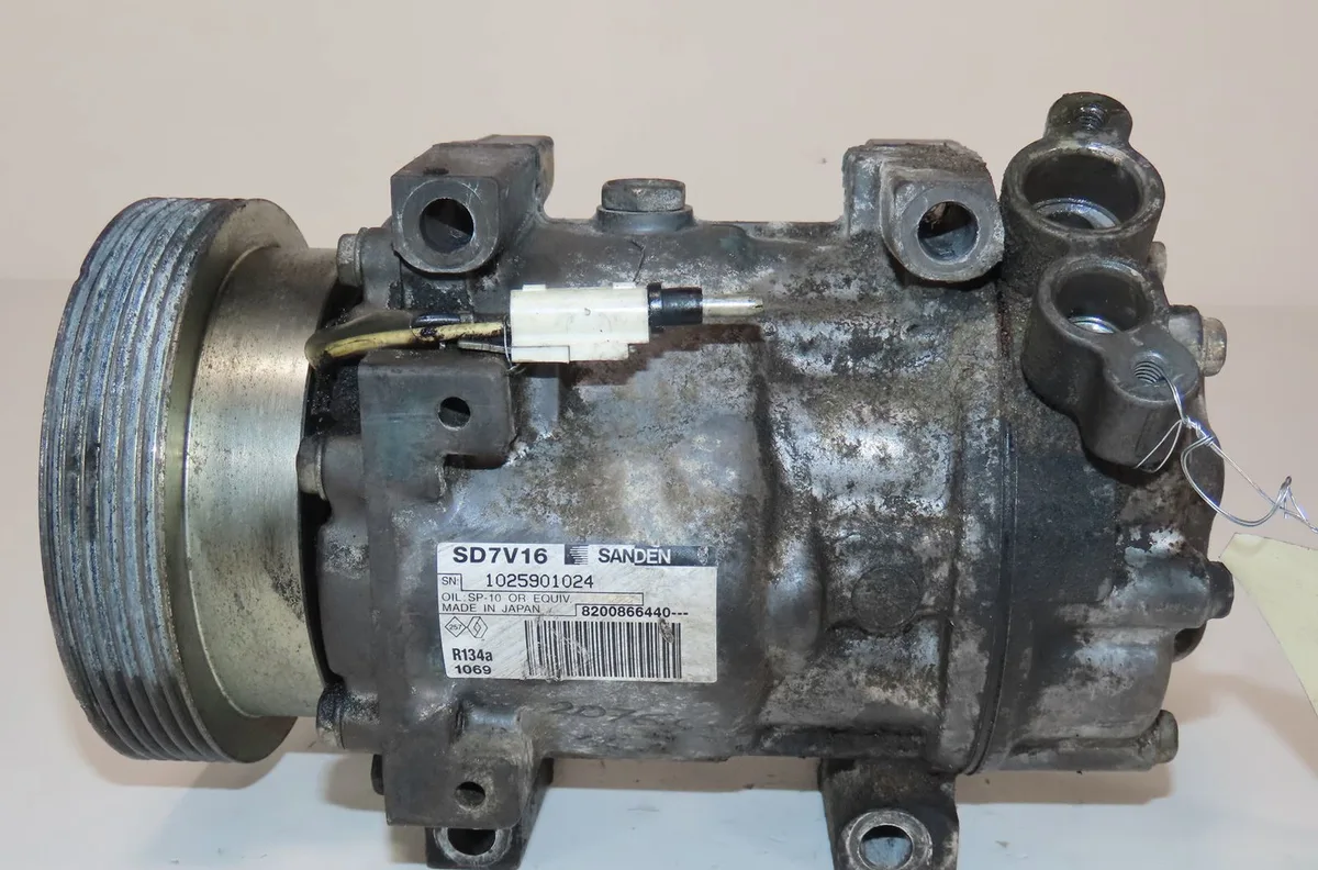 Compresseur air conditionne Dacia SANDERO 1.4 mpi lpg (2009) occasion