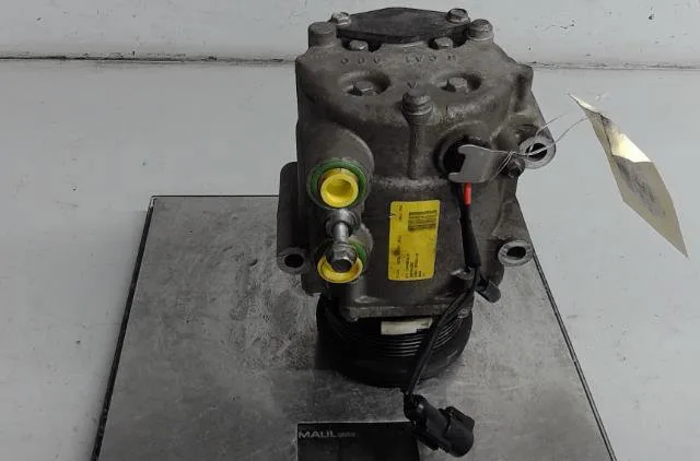 Compresseur air conditionne Ford FIESTA V (JH_, JD_) 1.3 (2001-2008) occasion
