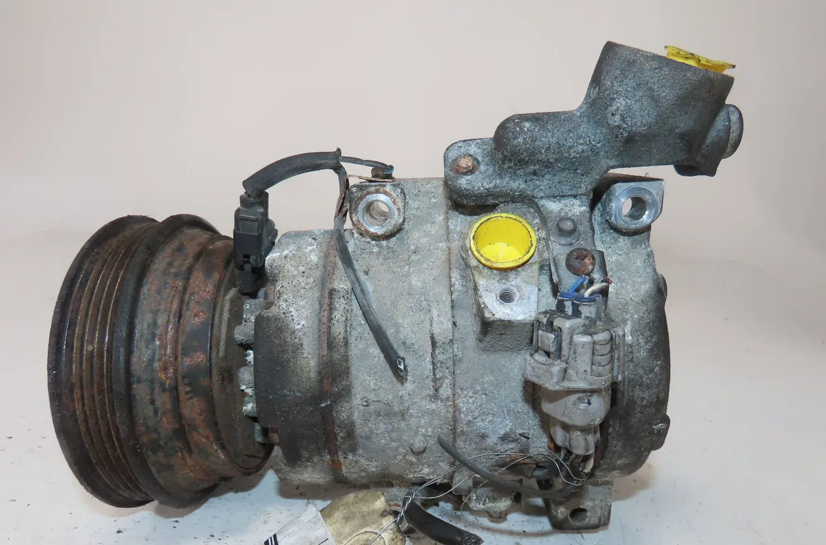 Compresseur air conditionne Ford TRANSIT Camion plate-forme-Châssis (FM_ _, FN_ _) 2.4 tde (2001-2006) occasion