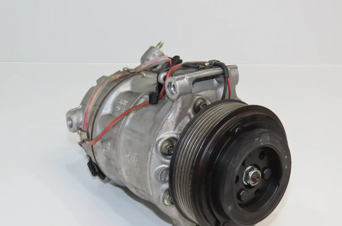 Compresseur air conditionne Land rover RANGE ROVER EVOQUE Décapotable (L538) 2.0 d 4x4 (2015-2019) occasion