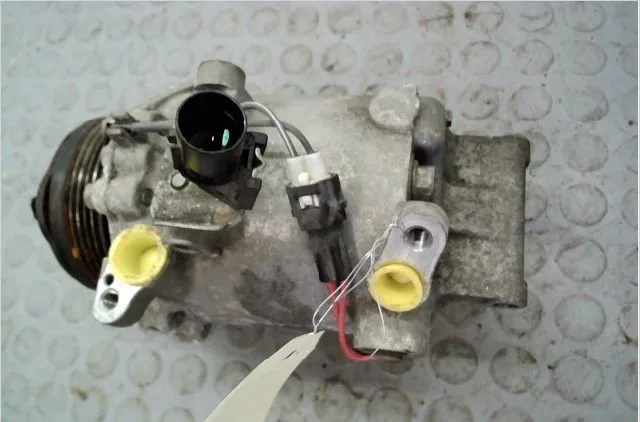 Compresseur air conditionne Mitsubishi COLT VI (Z3_A, Z2_A) 1.3 (z21a) (2004-2012) occasion