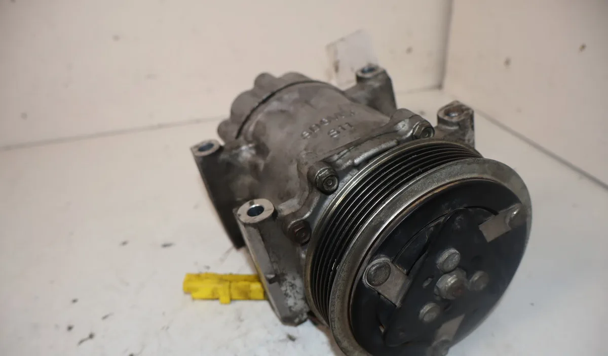 Compresseur air conditionne Peugeot 206 3-5 portes (2A-C) 1.4 i (1998-2012) 3 portes occasion
