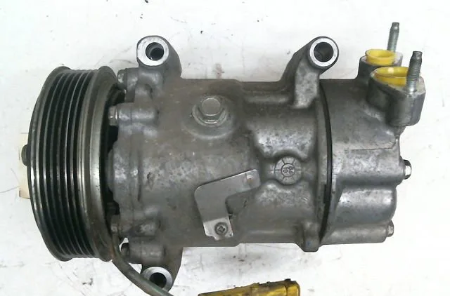 Compresseur air conditionne Peugeot 206 CC (2D) 1.6 16v (2dnfuf, 2dnfur) (2000-2007) 2 portes occasion