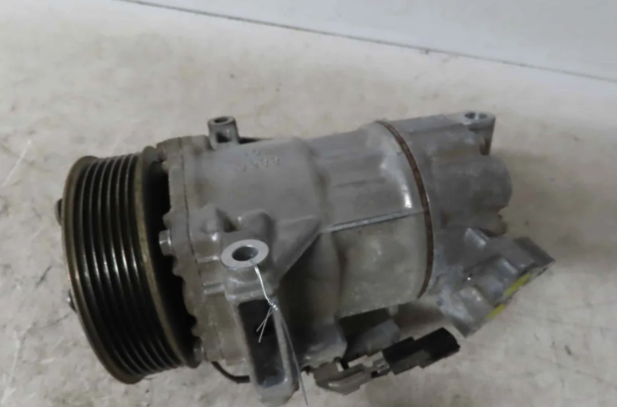 Compresseur air conditionne RENAULT CAPTUR I occasion