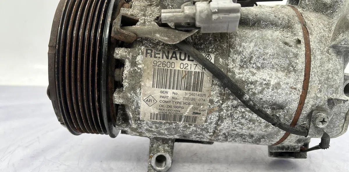 Compresseur air conditionne RENAULT CLIO 4 PHASE 1 occasion — photo 3