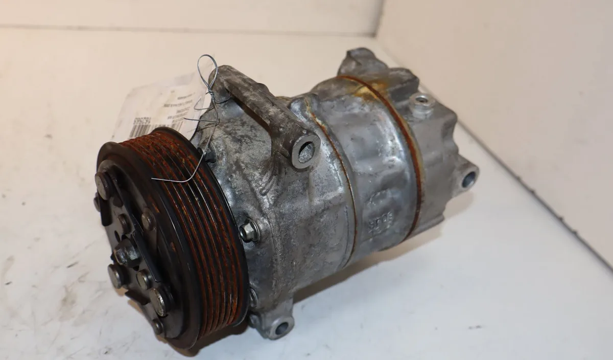 Compresseur air conditionne Renault LAGUNA III (BT0-1) 1.5 dci (bt00, bt0a, bt0t, bt1j) (2007-2015) 5 portes occasion