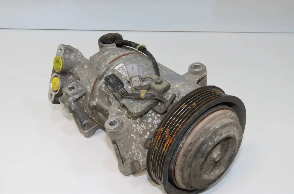 Compresseur air conditionne Renault MEGANE III Grandtour (KZ0-1) 1.5 dci (kz09, kz0d, kz1g, kz29, kz14, kz1w, kz10, kz1f