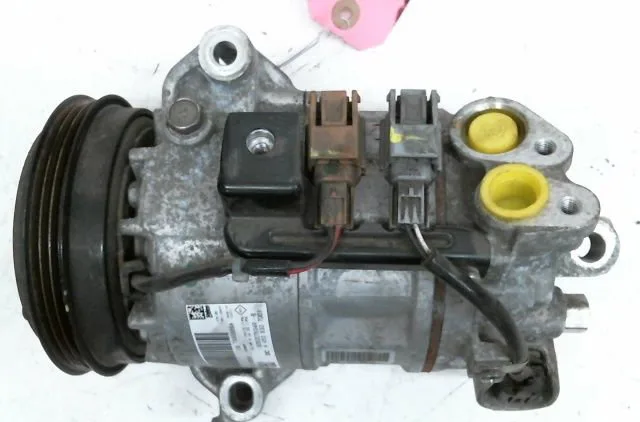 Compresseur air conditionne Renault TWINGO III (BCM_, BCA_) 1.0 sce 75 (2019) 5 portes occasion