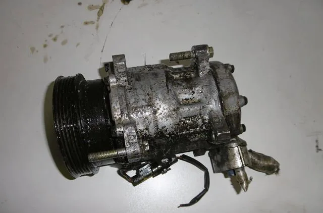 Compresseur air conditionne ROVER 200 1996 occasion