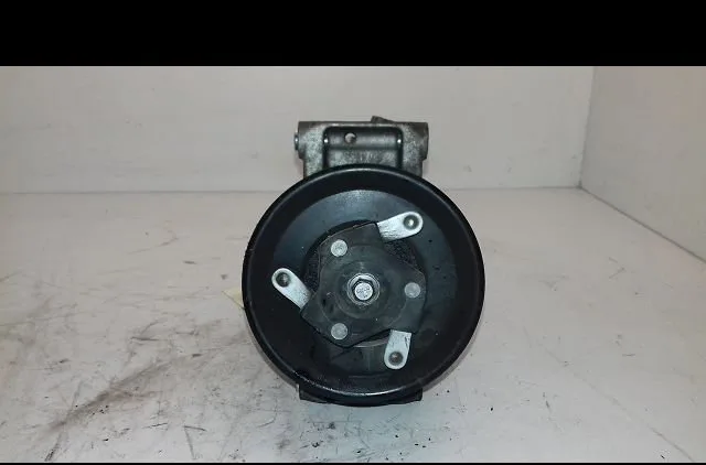 Compresseur air conditionne Seat IBIZA IV (6J5, 6P1) 1.4 tdi (2008-2010) occasion