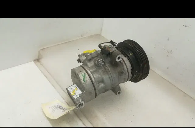 Compresseur air conditionne Suzuki ALTO VII (GF) 1.0 (amf310) (2009) occasion — photo 2