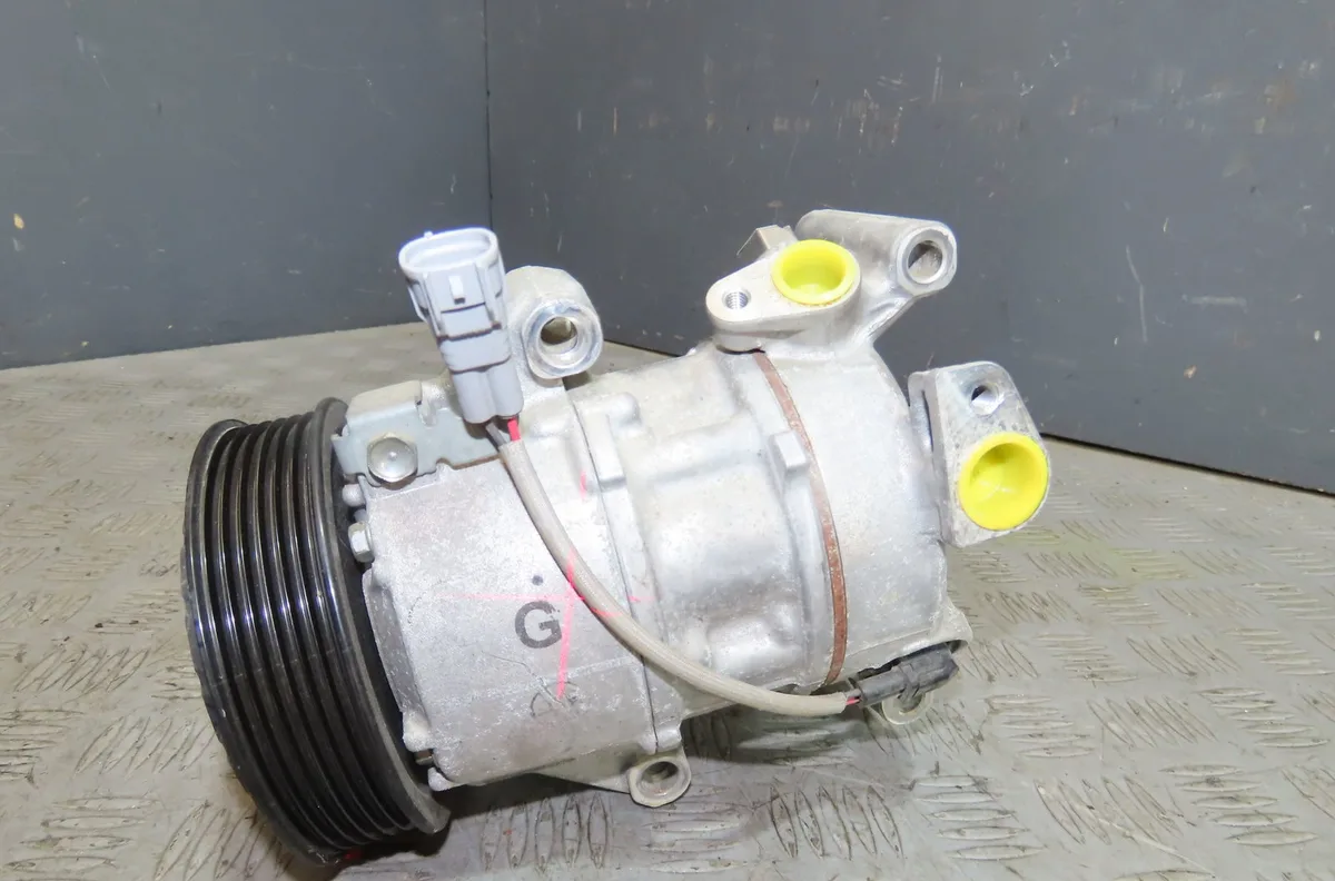 Compresseur air conditionne TOYOTA YARIS occasion