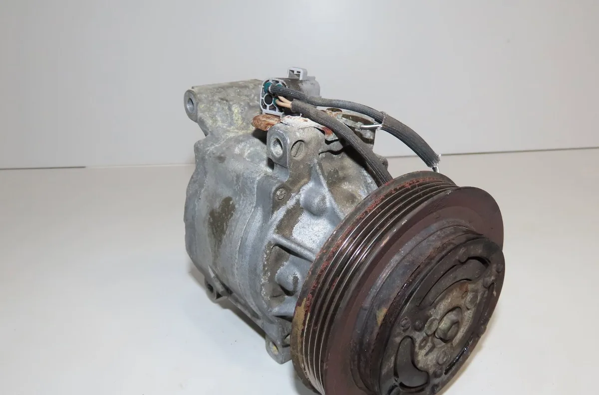 Compresseur air conditionne Toyota YARIS (_P1_) 1.4 d-4d (nlp10_) (2001-2005) occasion