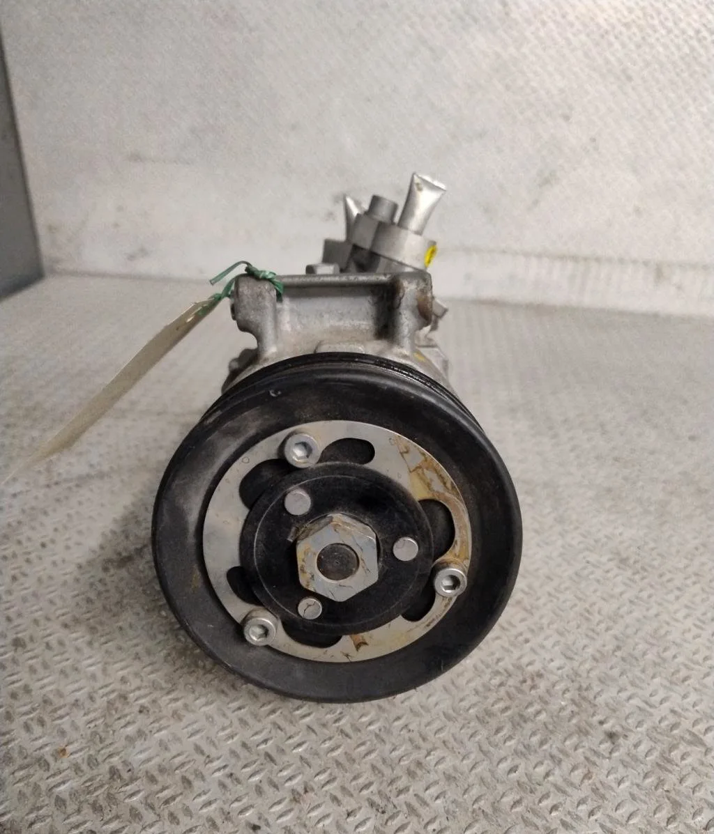 Compresseur air conditionne VOLKSWAGEN GOLF 7  GOLF 7 PHASE 2 occasion