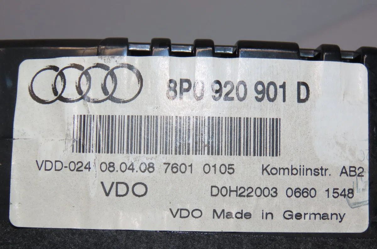 Compteur Audi A3 (8P1) 1.9 tdi (2003-2010) 3 portes occasion