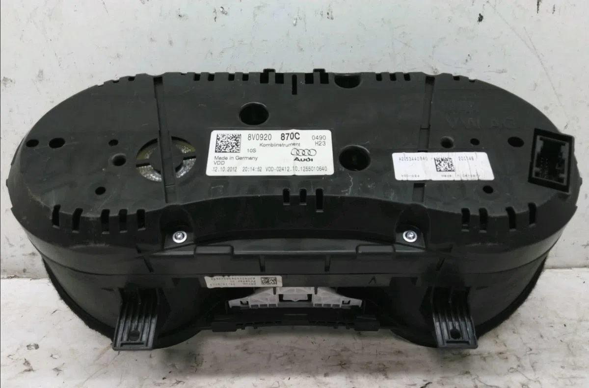 Compteur Audi A3 Sportback (8VA, 8VF) 2.0 tdi (2012-2020) 5 portes occasion