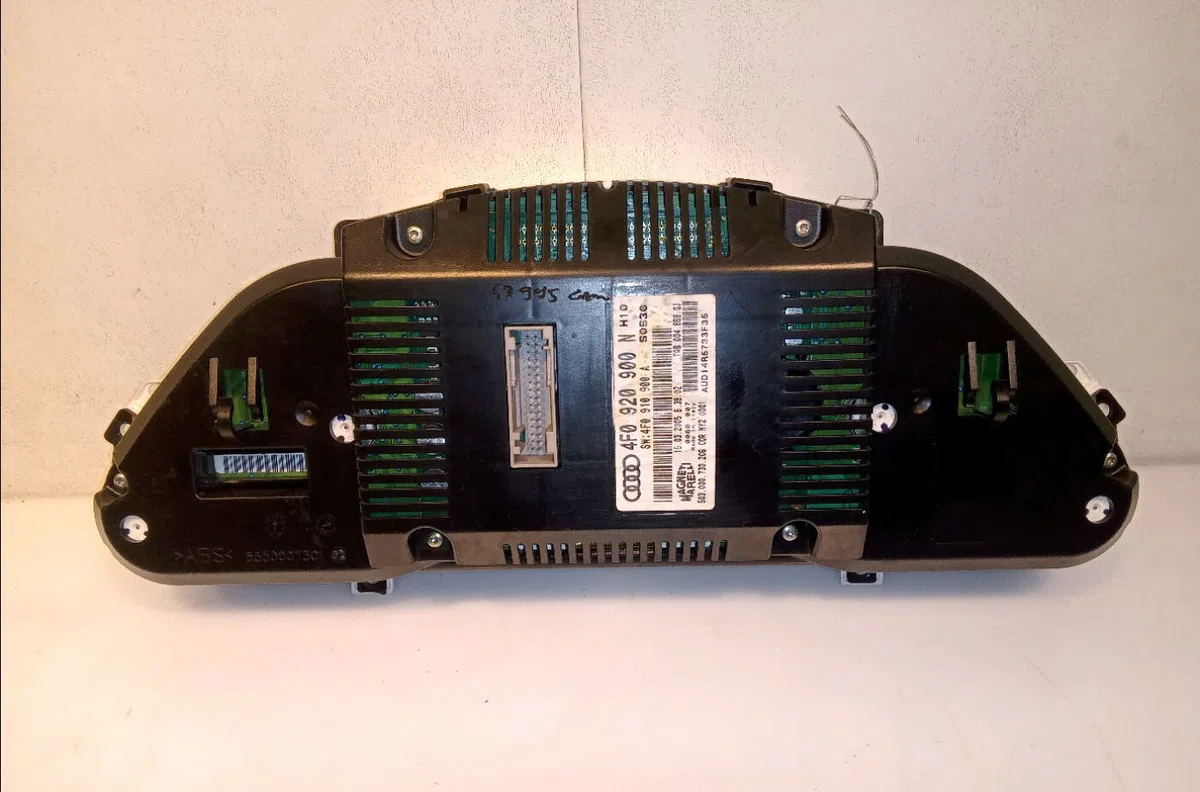 Compteur Audi A6 C6 Avant (4F5) 2.7 tdi (2005-2011) occasion