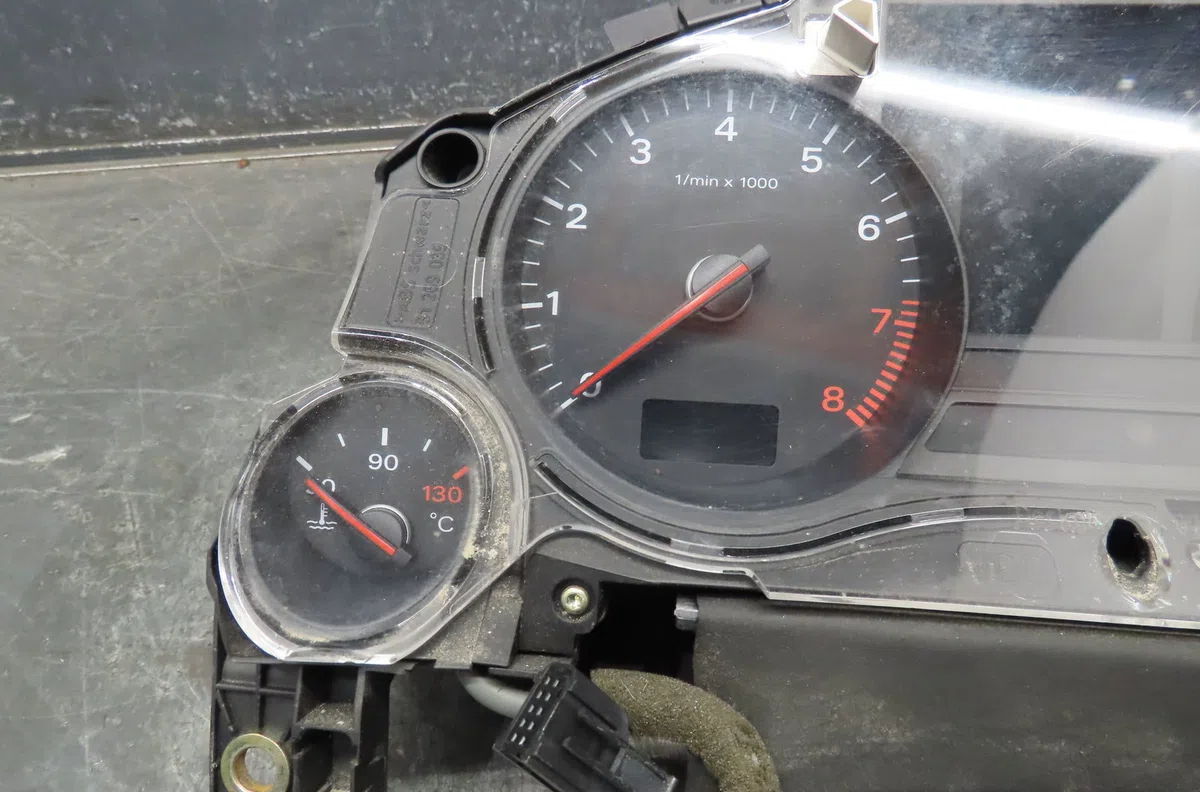 Compteur AUDI A8 2003 occasion