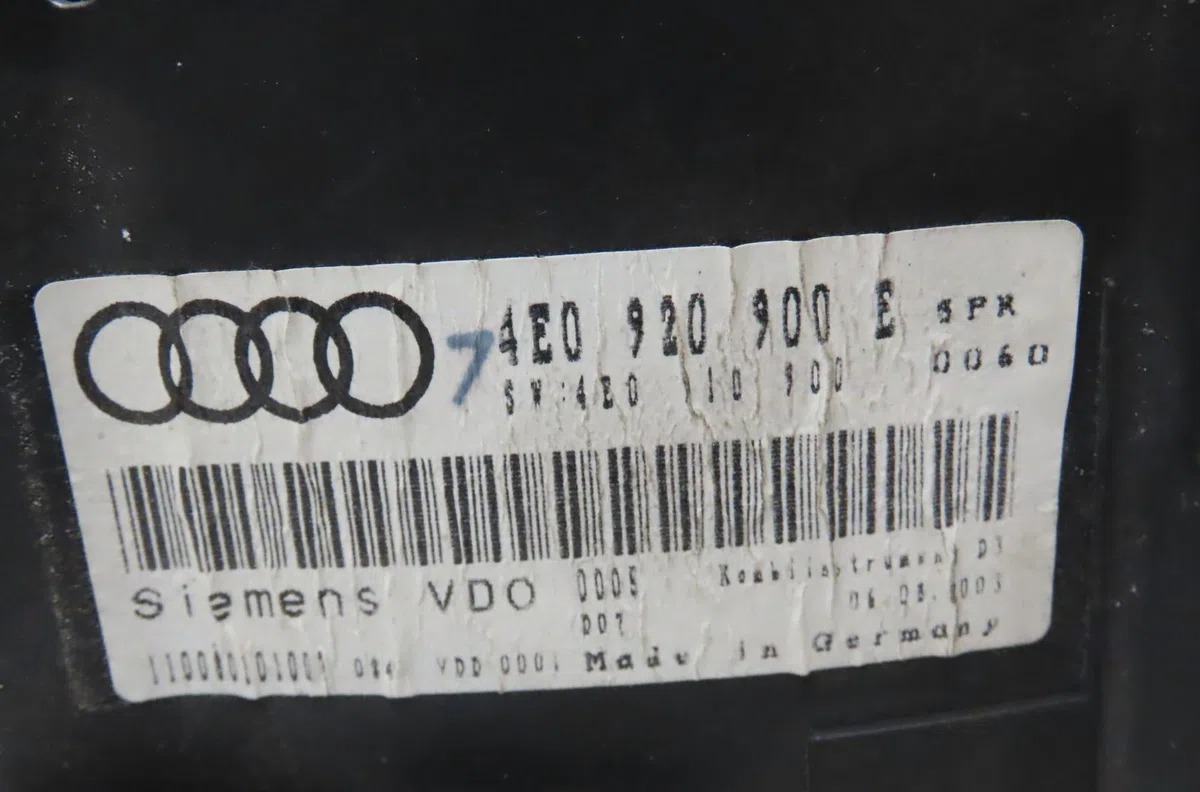 Compteur AUDI A8 2003 occasion