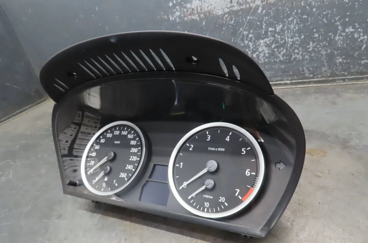 Compteur BMW SERIE 5 2006 occasion