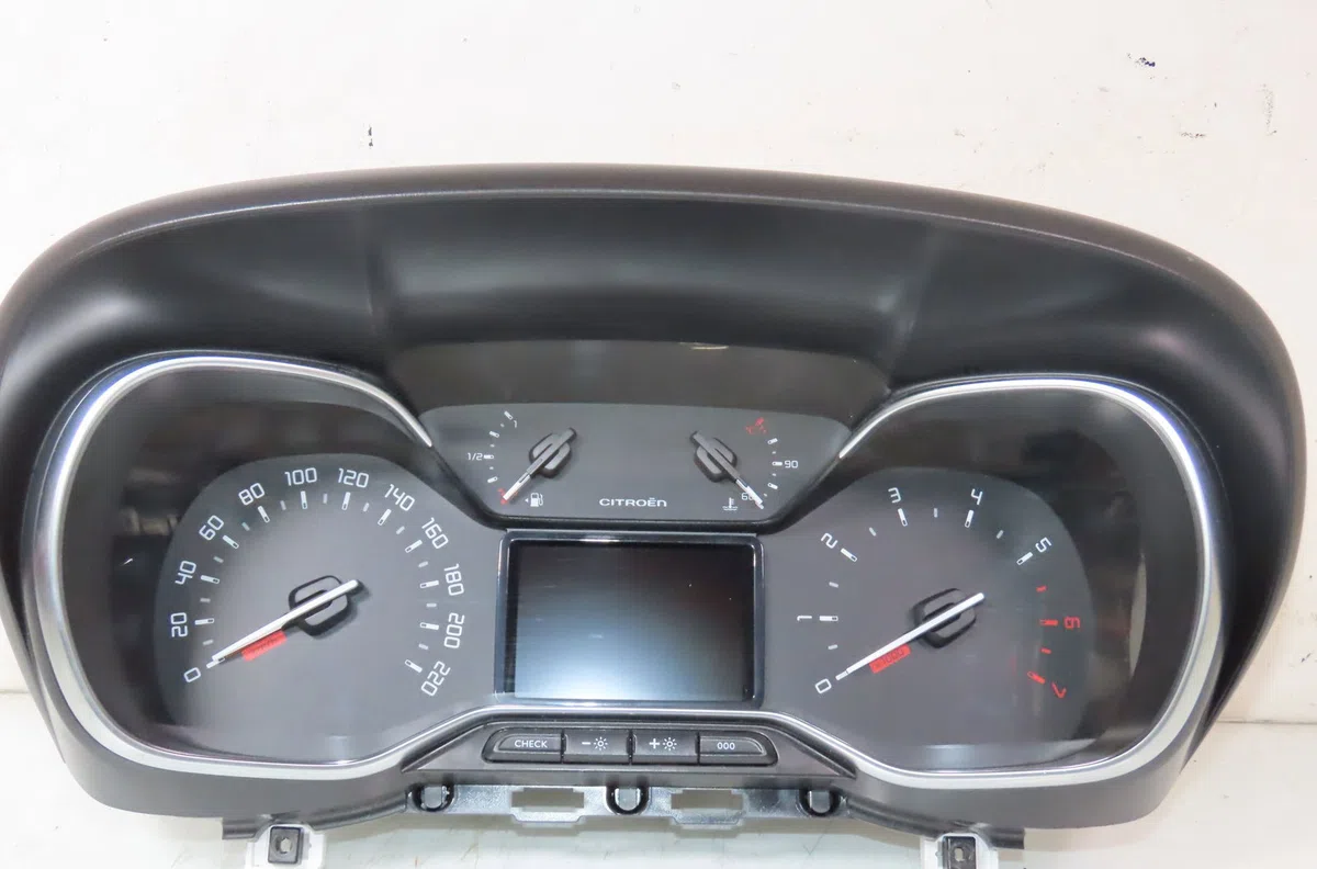 Compteur Citroën C3 AIRCROSS II (2R_, 2C_) 1.2 puretech 110 (2rhnzb, 2rhnzw, 2rhnpx, 2rhnpj) (2017) occasion