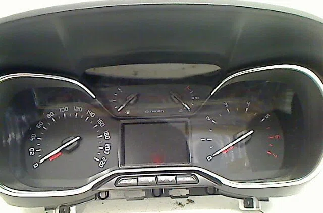 Compteur Citroën C3 AIRCROSS II (2R_, 2C_) 1.2 puretech 110 (2rhnzb, 2rhnzw, 2rhnpx, 2rhnpj) (2017) occasion