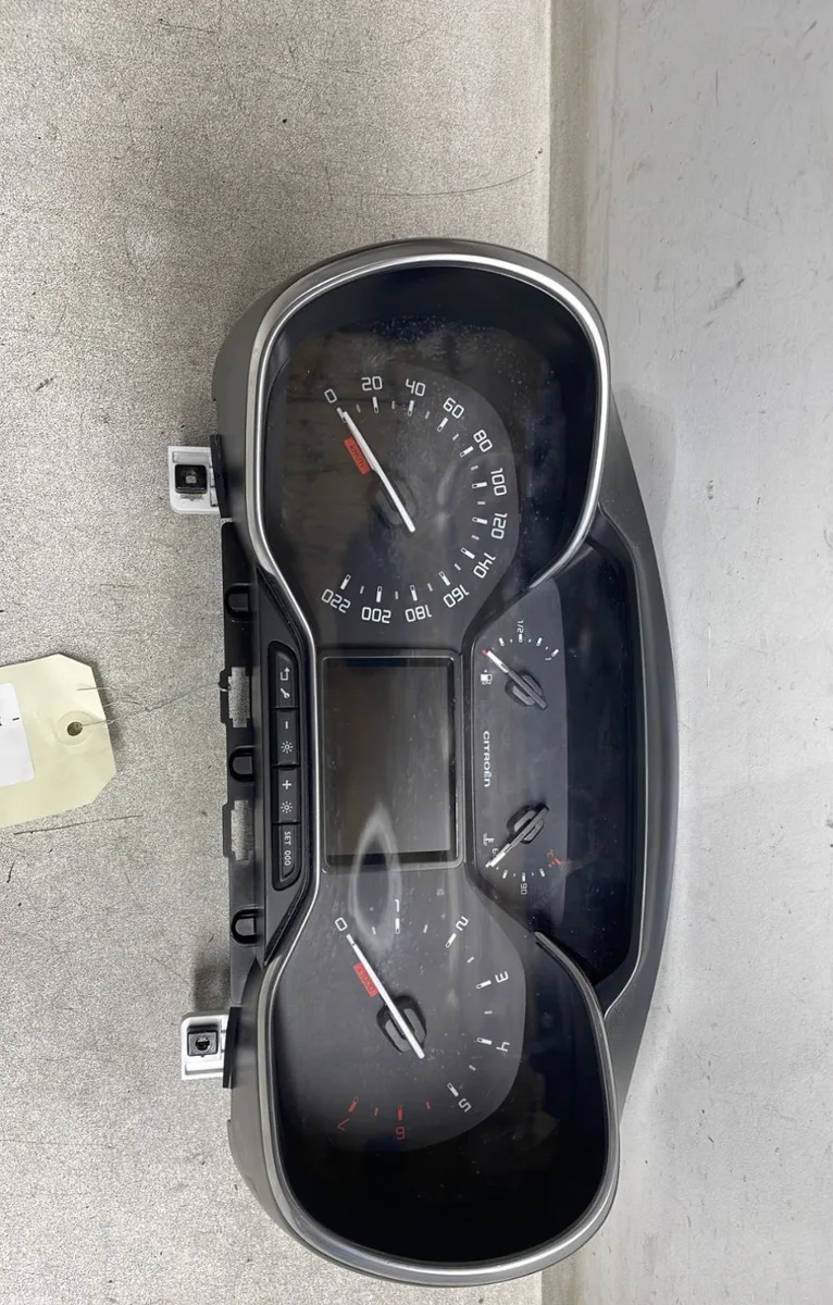 Compteur Citroen C3 III (SX) 1.2 vti 82 (2016) occasion