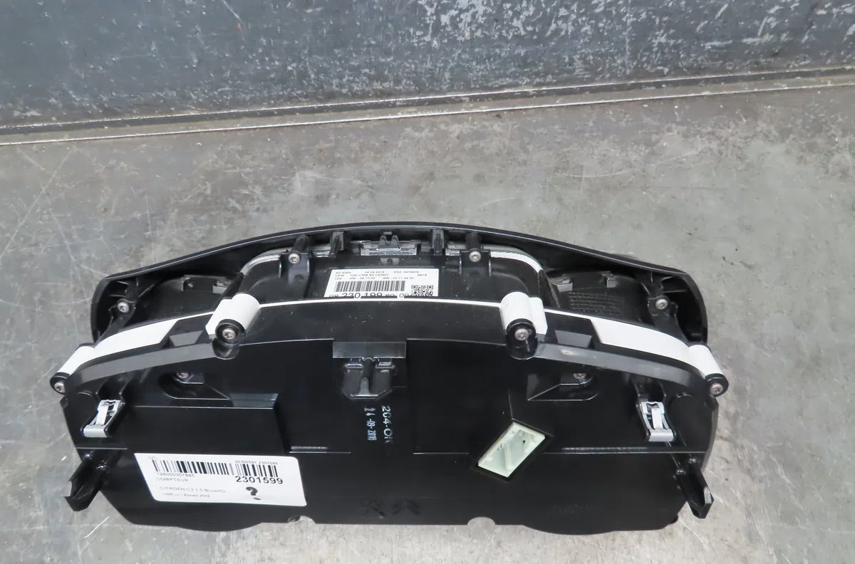 Compteur Citroën C3 III (SX) 1.5 bluehdi 100 (sxyhyp, sxyhtu) (2018) occasion