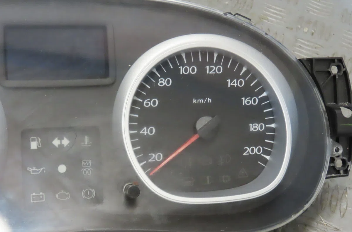 Compteur DACIA DUSTER 2010 occasion