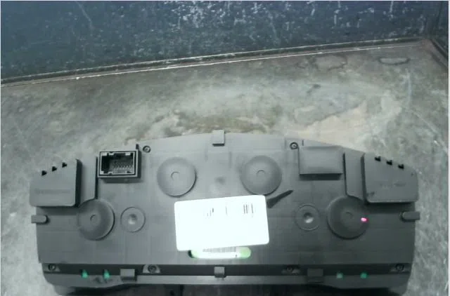 Compteur Fiat CROMA (194_) 1.9 d multijet (194axc1b, 194axc12) (2005-2011) occasion